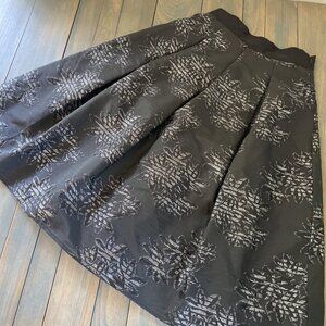 White House Black Market Floral A-Line Shimmer Midi Skirt Size 2 - NWT (UU)